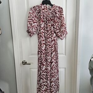 🔥🍍 Maggy London dress Raisin and white size 12 🍍🔥